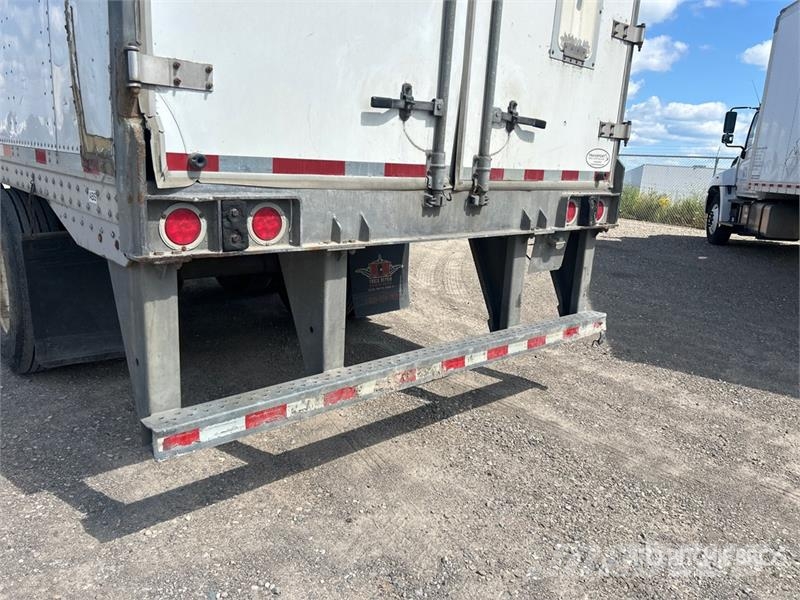 Strick 53 ft x 102 in T/A Van Trailer Dobozos pótkocsik