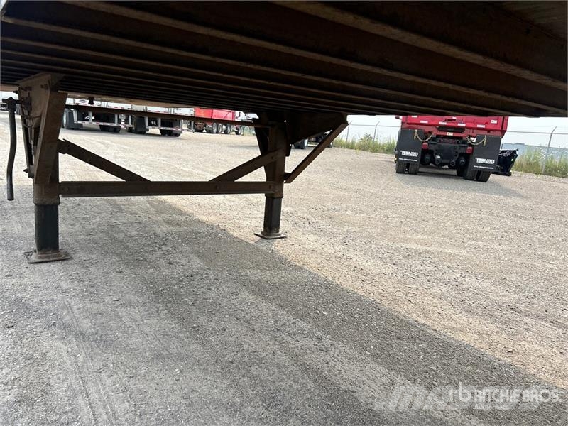 Strick 53 ft x 102 in T/A Van Trailer Dobozos pótkocsik