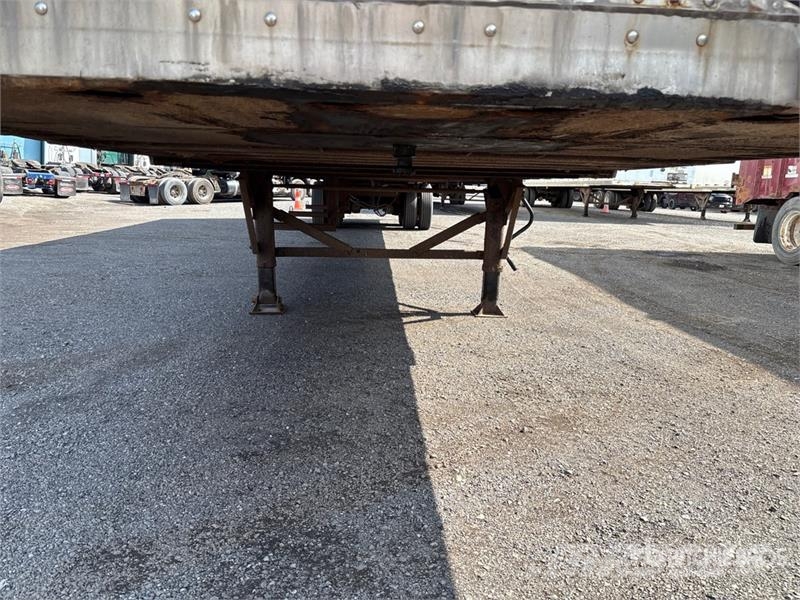 Strick 53 ft x 102 in T/A Van Trailer Ремаркета фургони
