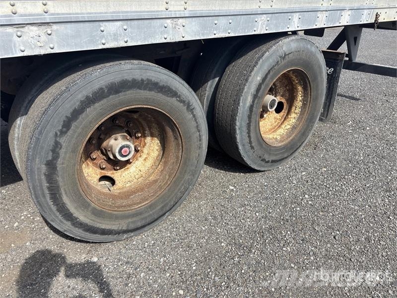 Strick 53 ft x 102 in T/A Van Trailer مقطورات ذات هيكل صندوقي