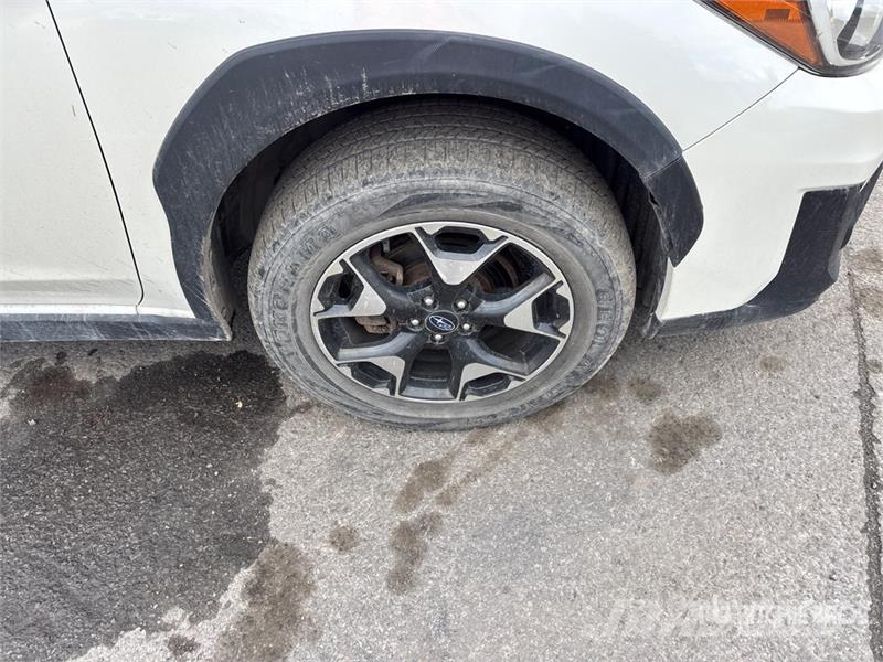 Subaru XV Crosstrek AWD SUV 汽车