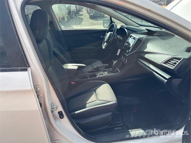 Subaru XV Crosstrek AWD SUV 汽车