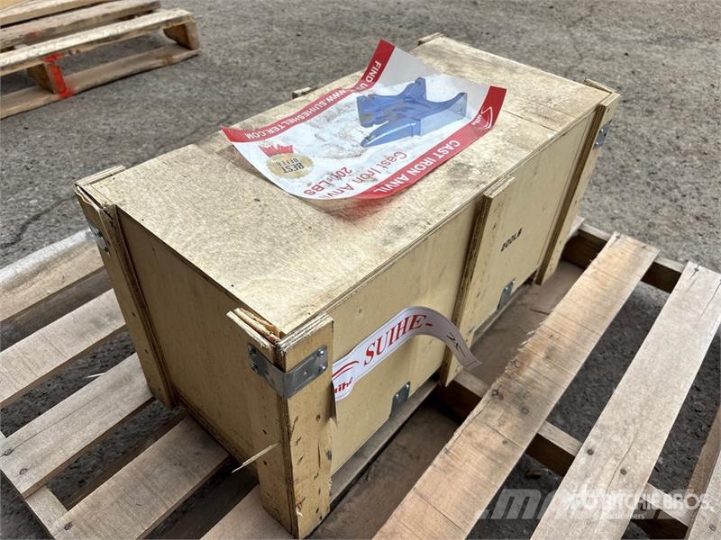 Suihe A200 200 lb Cast Iron Anvil (Unused) Muut