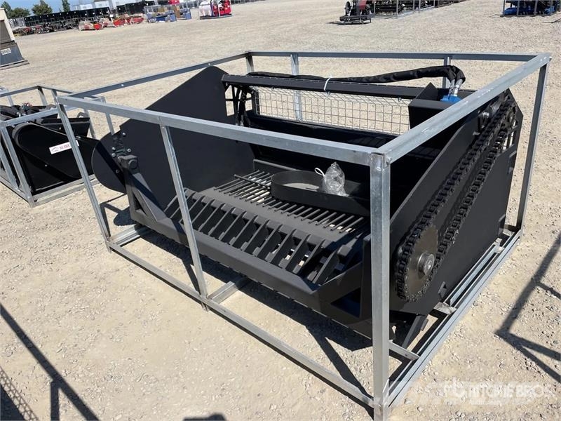 Suihe SSB-S 78 in Skid Steer Bucket (Unused) Godets cribleurs