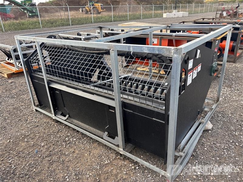 Suihe SSB-S 78 in Skid Steer Screening Bucket (Unused) Пресяващи кофи
