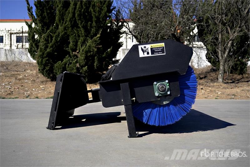 Suihe SSBA 72 in Skid Steer Broom (Unused) Kefék