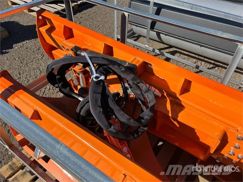 Suihe SSD-A blade 72 in Skid Steer Dozer (Unused) Blades