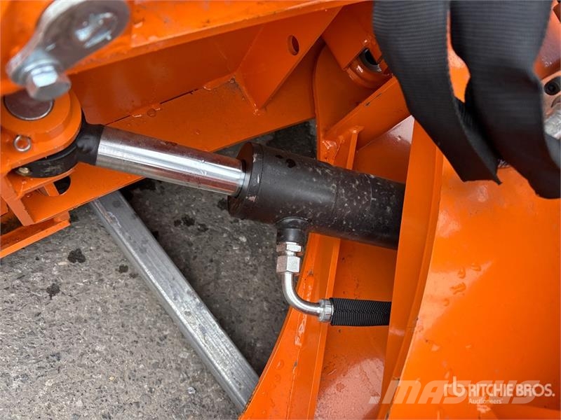 Suihe SSD-A blade 72 in Skid Steer Dozer (Unused) Lame