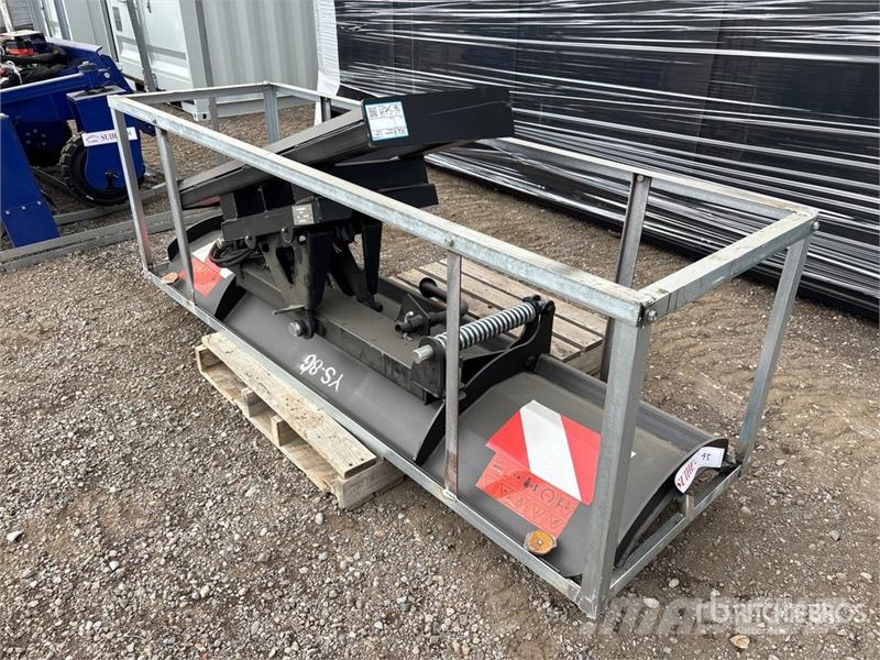 Suihe SSD-YS86 86 in Angle Skid Steer Dozer (Unused) ブレード