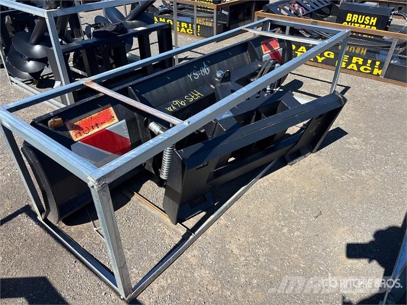 Suihe SSD-YS86 86 in Angle Skid Steer Dozer (Unused) ブレード
