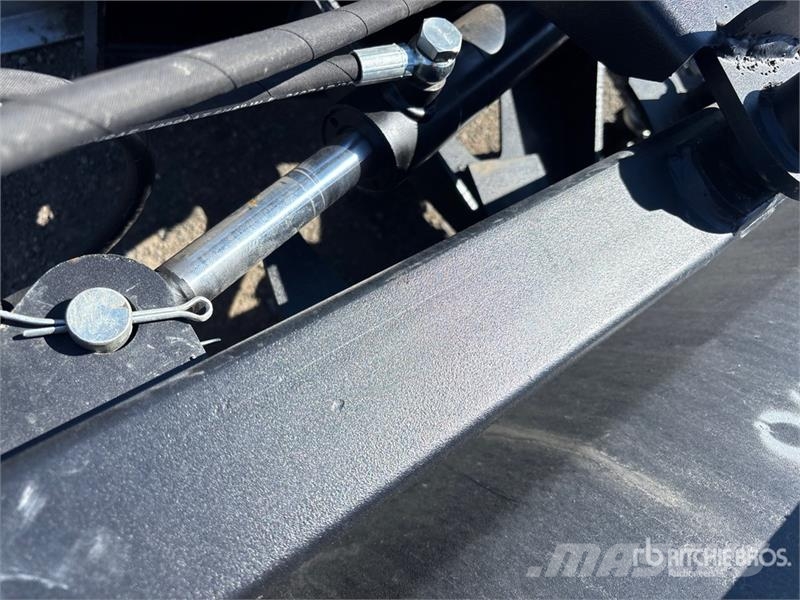Suihe SSD-YS86 86 in Angle Skid Steer Dozer (Unused) ブレード