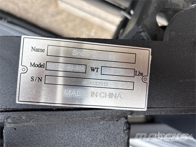 Suihe SSD-YS86 86 in Angle Skid Steer Dozer (Unused) ブレード