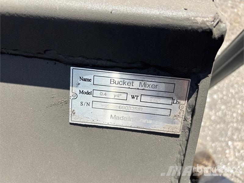 Suihe SSM 56 in Skid Steer Concrete Mixer (Unused) خلاطات خرسانة/ملاط