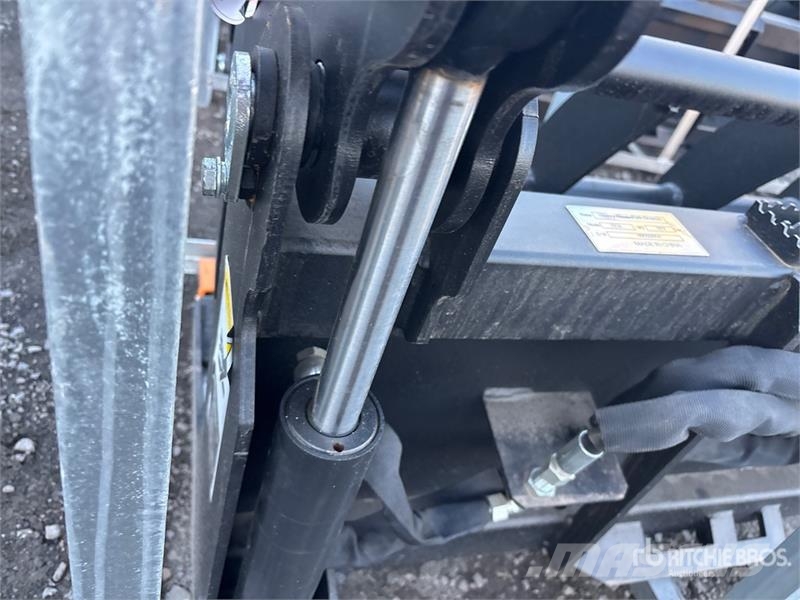 Suihe SSR-78 78 in Skid Steer Root Rake (Unused) Ranghinatori
