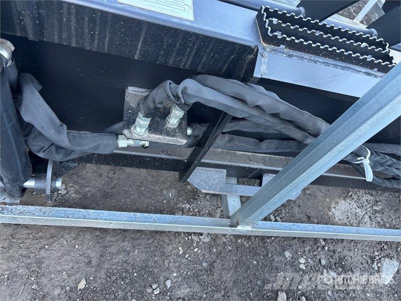 Suihe SSR-78 78 in Skid Steer Root Rake (Unused) Ranghinatori