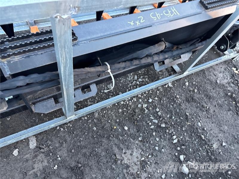 Suihe SSR-78 78 in Skid Steer Root Rake (Unused) مكابس وميبسات التبن