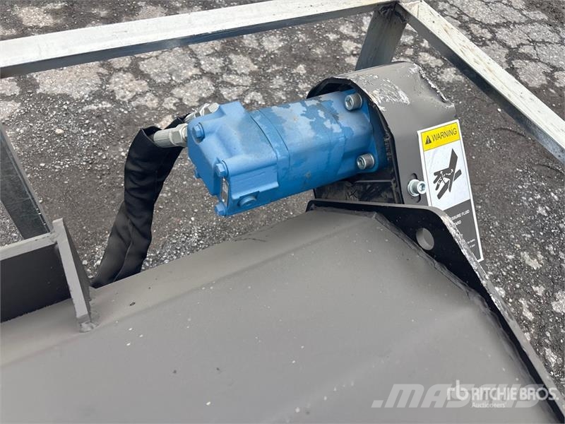 Suihe SSTL 72 in Skid Steer Tiller (Unused) Gradas vibratorias / rotocultivadoras