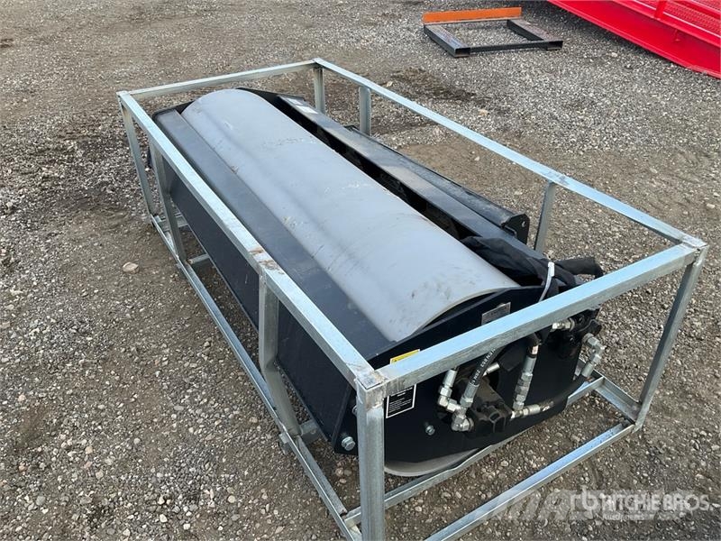 Suihe SSVR-72 72 in Skid Steer Vibratory Roller (Unused) Jyrät