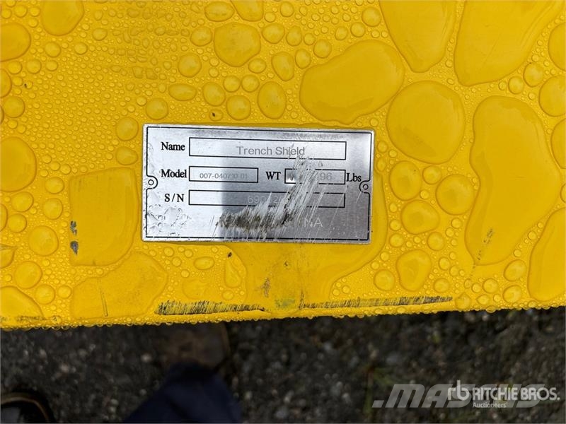 Suihe TS 7 ft x 10 ft x 3 ft 6 in Trench Shield (Unused) Accesorios y repuestos para equipo de perforación