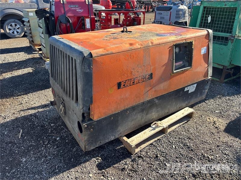 Sullair 110DPQ 185 cfm Skid-Mounted Air Compressor (Inoper Компресори