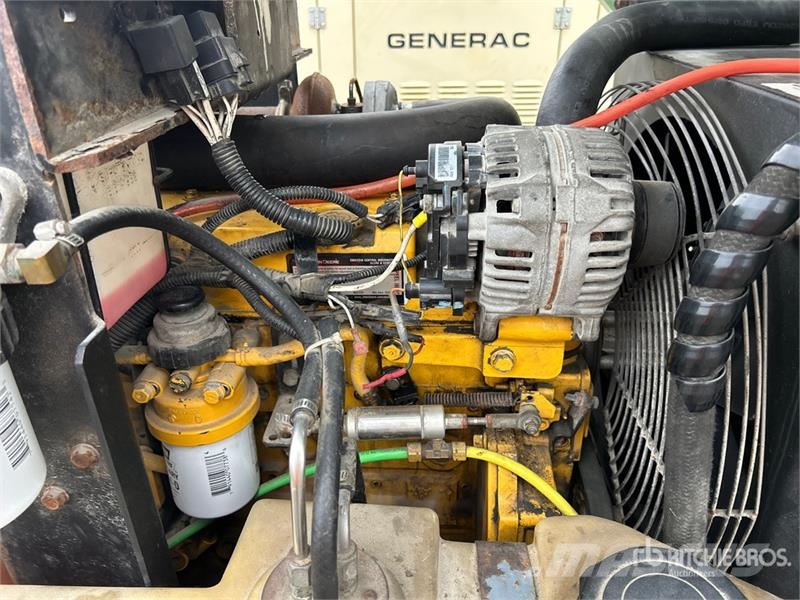 Sullair 185DPQ JD2 185 cfm Mobile Air Compressor (Inoperab Kompressorer