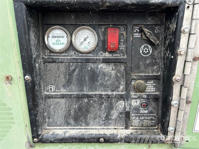 Sullair 185DPQ JD2 185 cfm Mobile Air Compressor (Inoperab Kompressorer