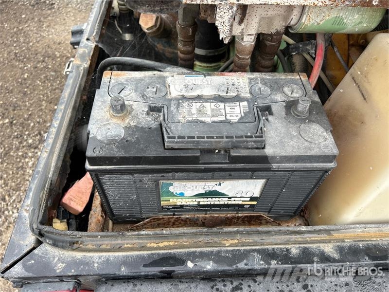 Sullair 185DPQ JD2 185 cfm Mobile Air Compressor (Inoperab Kompressorer