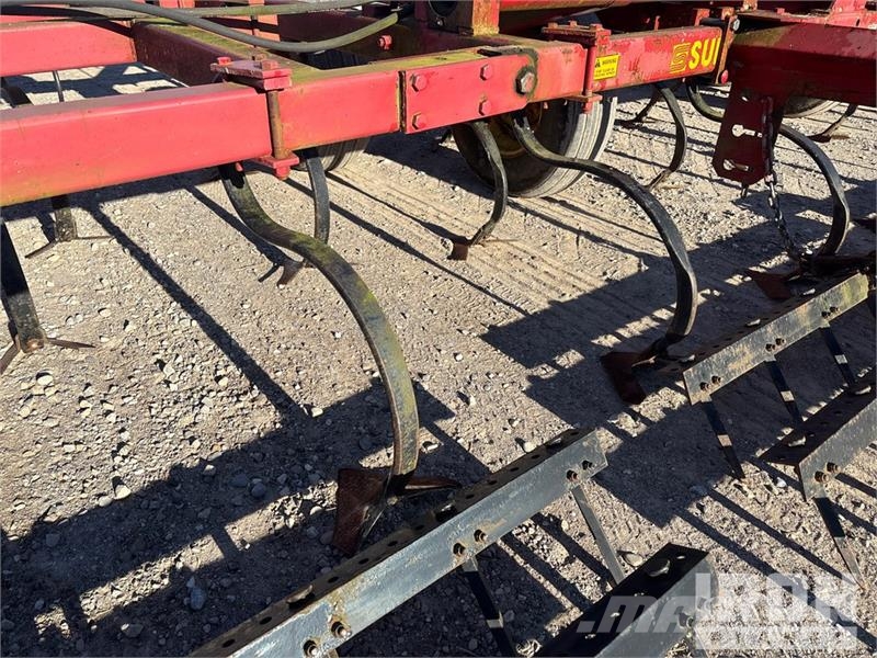 Sunflower 543137 32 ft Cultivator Grubber