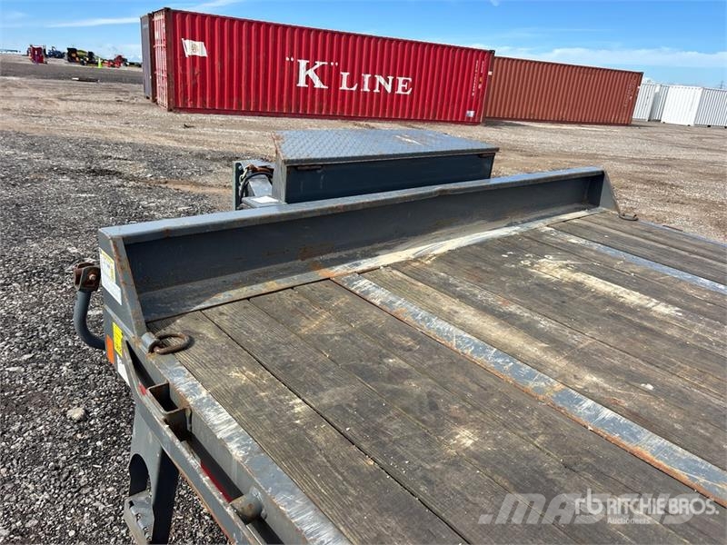 sure-trac 25 ft T/A Equipment Trailer Prikolice za prevoz vozil