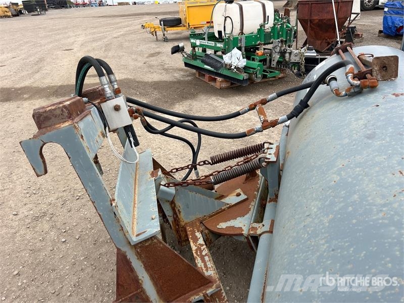 Sweepster S32M7RDS 84 in Broom Attachment Щітки