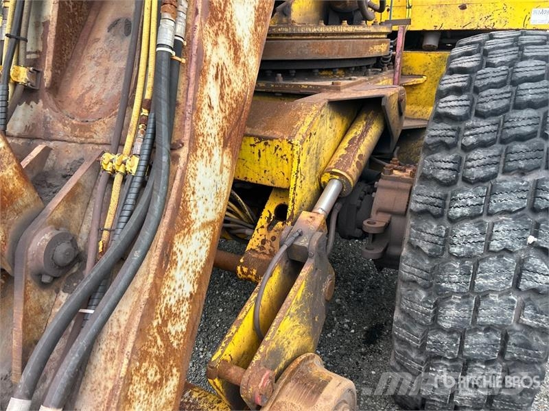Swing Master 181TC Loader (Inoperable) Drugi deli
