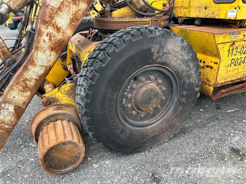 Swing Master 181TC Loader (Inoperable) Drugi deli