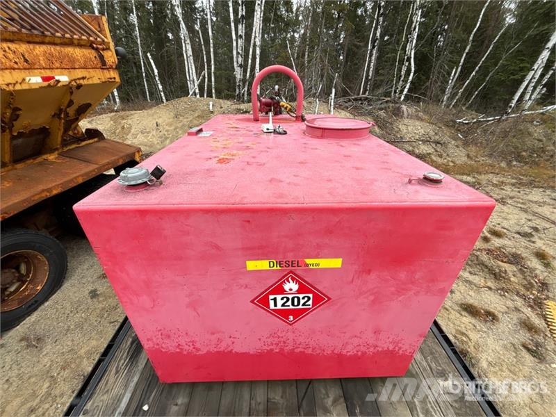  T/A Fuel Trailer مقطورات ذات صهاريج