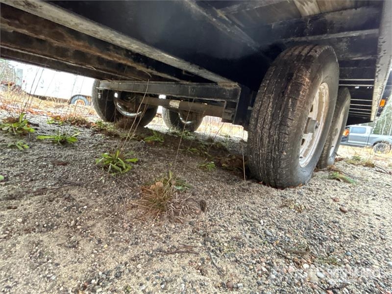  T/A Fuel Trailer مقطورات ذات صهاريج