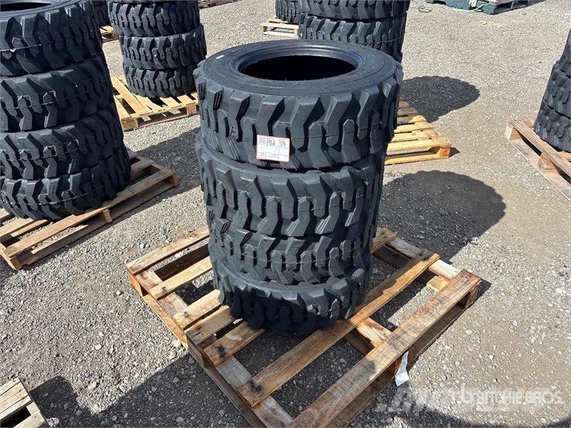 Tai Hao 10-16.5 Heavy Duty Tires (Unused) Gume, točkovi i felne