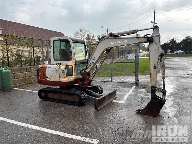 Takeuchi TB135 Minigravemaskiner