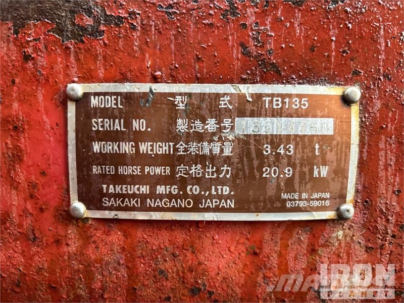 Takeuchi TB135 Minigravemaskiner