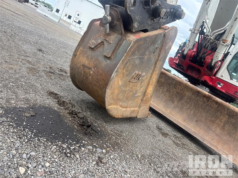 Takeuchi TB290C Tracked Excavator Lánctalpas kotrók