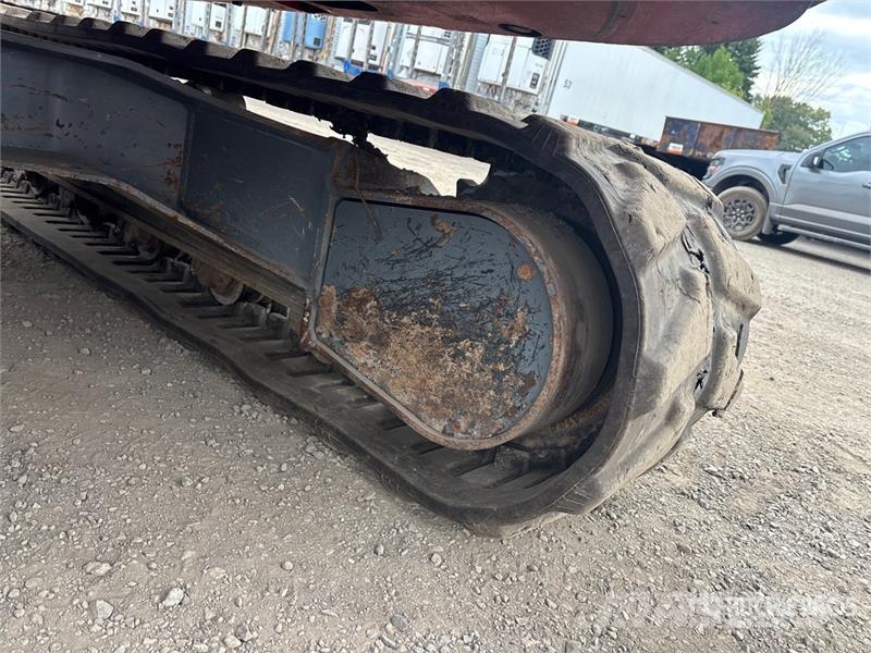 Takeuchi TB290C Tracked Excavator Pásová rýpadla