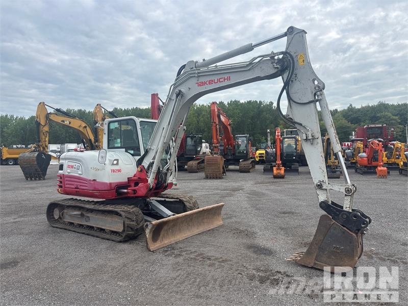 Takeuchi TB290C Tracked Excavator Lánctalpas kotrók