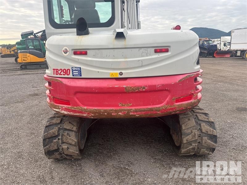 Takeuchi TB290C Tracked Excavator Lánctalpas kotrók