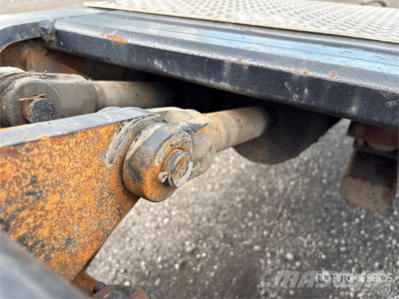 Talbert T4DWS Tri/A Removable Gooseneck Lowboy Trailer لوادر منخفضة
