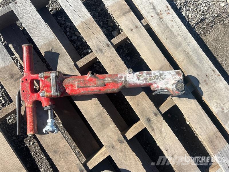  Tamco TPB40 Pneumatic Demolition Breaker Rahljalniki