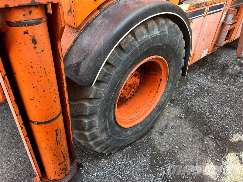 Tamrock Axera T12-315 with SANDVIK UMBRELLA sytem Directio Horisontal borerigg utstyr
