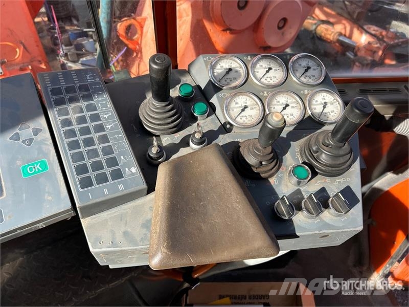 Tamrock Axera T12-315 with SANDVIK UMBRELLA sytem Directio Horisontal borerigg utstyr
