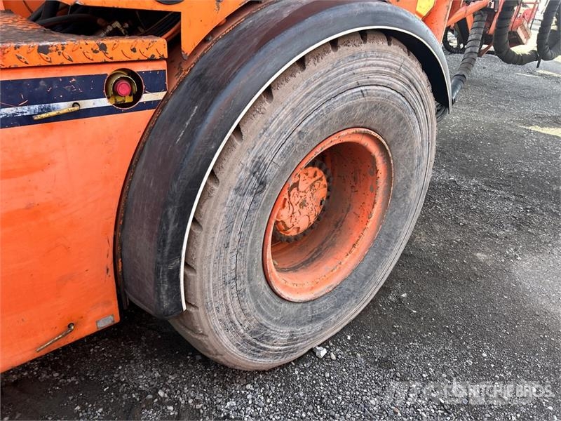 Tamrock Axera T12-315 with SANDVIK UMBRELLA sytem Directio Horisontal borerigg utstyr