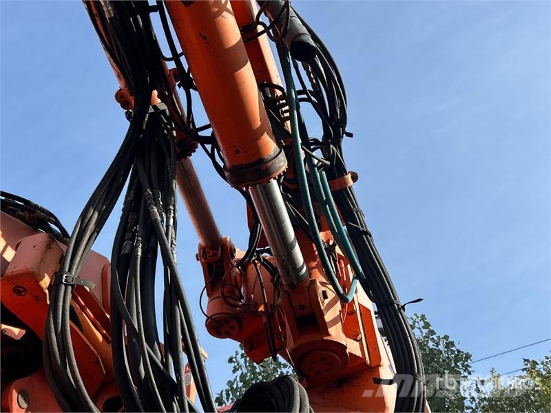 Tamrock Axera T12-315 with SANDVIK UMBRELLA sytem Directio Horisontal borerigg utstyr