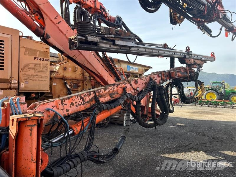 Tamrock Axera T12-315 with SANDVIK UMBRELLA sytem Directio Horisontal borerigg utstyr