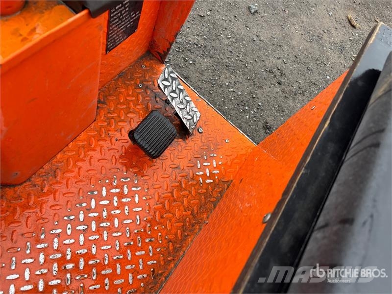 Taylor Dunn Dunn SS5-35 Electric Utility Cart (Inoperable Motori