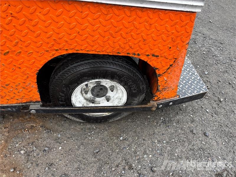 Taylor Dunn Dunn SS5-35 Electric Utility Cart (Inoperable Motori